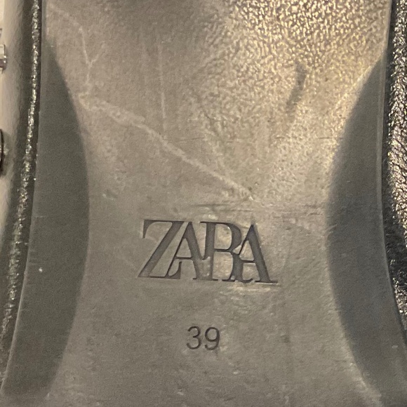 ZARA  Mirrored Black Flat Mary Jane’s Size EU 39 - Picture 2 of 9